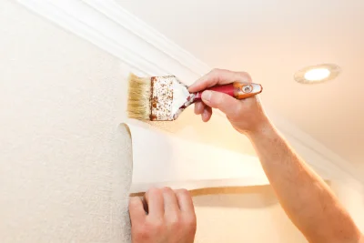 Pose de papier peint à Guenrouet — revêtements muraux et toiles de verre
